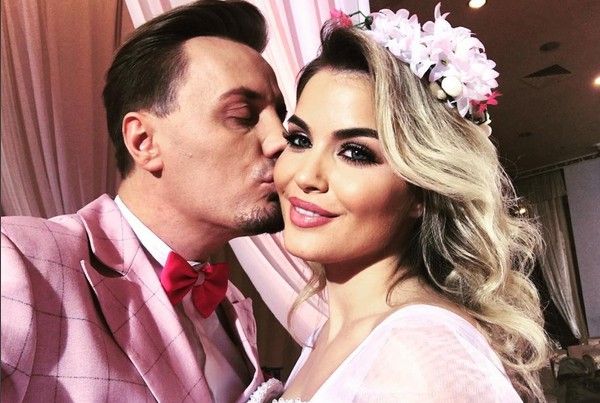 Afrona i tregon Bleros çfarë femre ka (Foto)