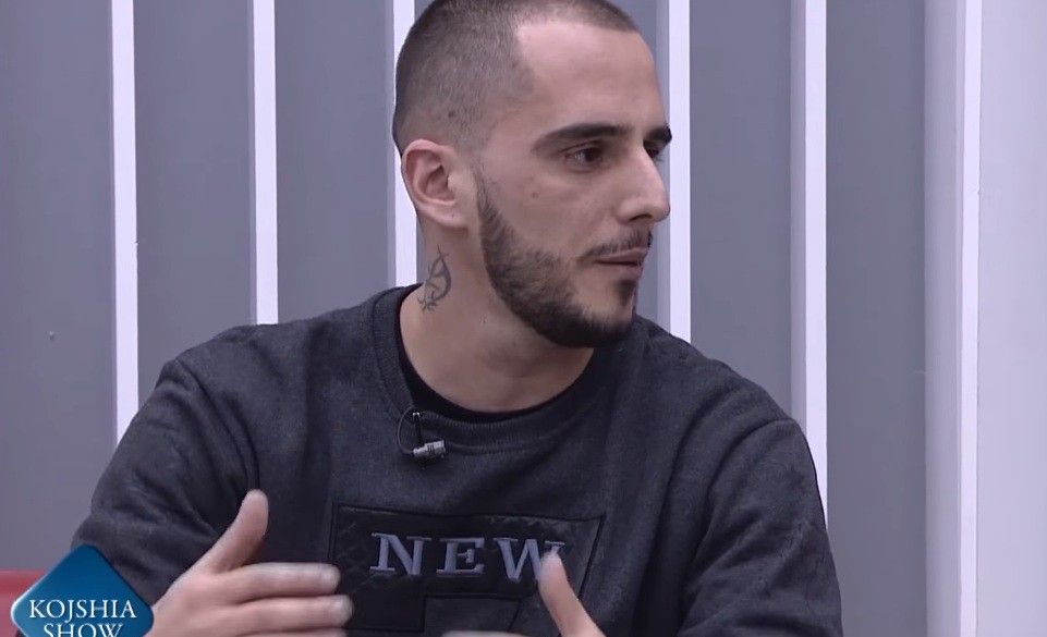 Gold Ag imiton Ramushin, por si reagon kur i kërkohet  të imitojë Getin e Kallashin? (Video)