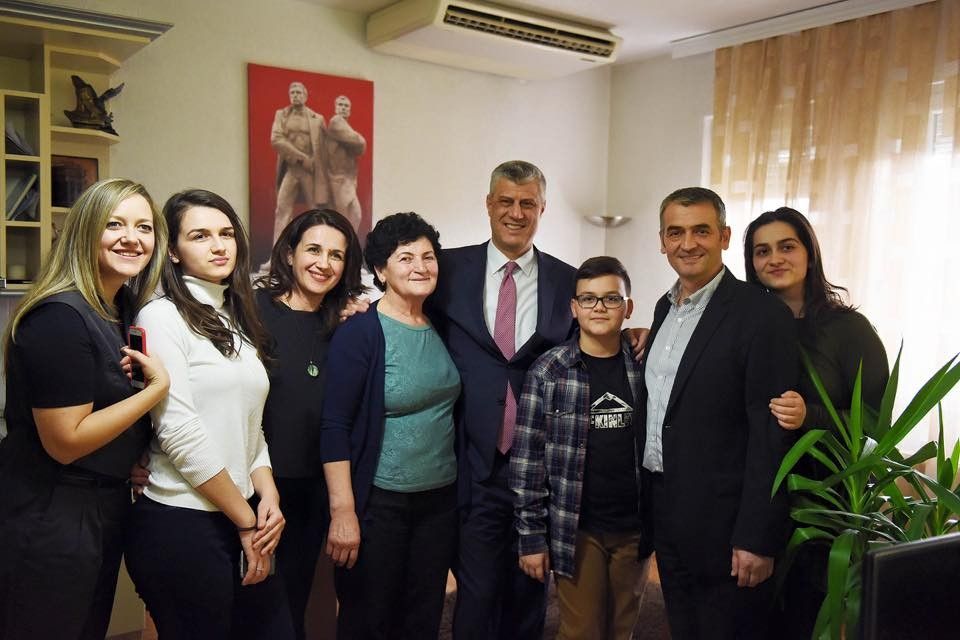 thaci ne gjilan2