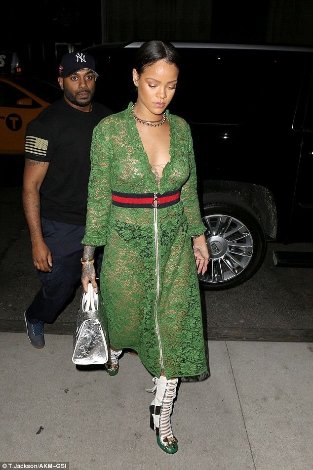 rihanna 1