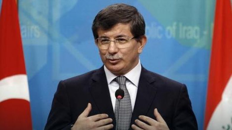 Davutoglu: Turqia është e gatshme të dërgojë ushtrinë në Siri nëse është e nevojshme