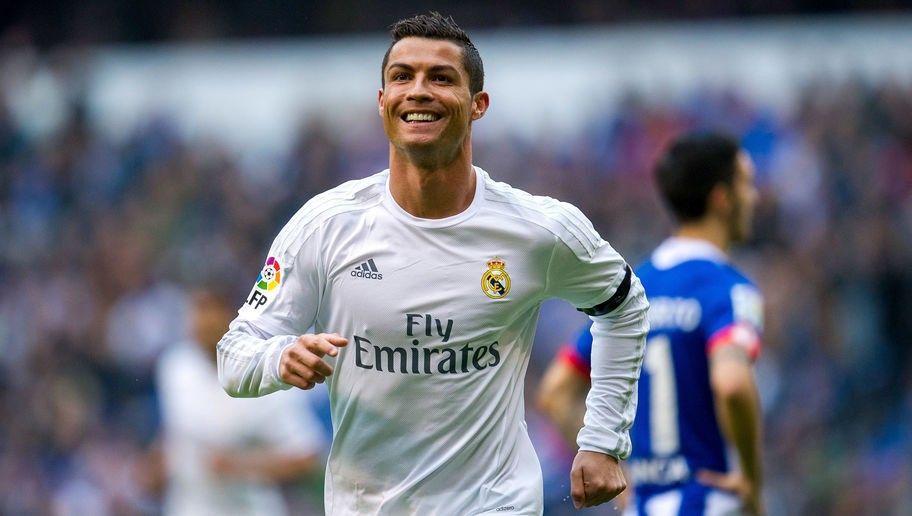 LA CORUNA, SPAIN - MAY 14: Cristiano Ronaldo of Real Madrid celebrates after scoring a goal during the La Liga match between RC Deportivo La Coruna and Real Madrid CF at Riazor Stadium on May 14, 2016 in La Coruna, Spain. (Photo by Juan Manuel Serrano Arce/Getty Images)